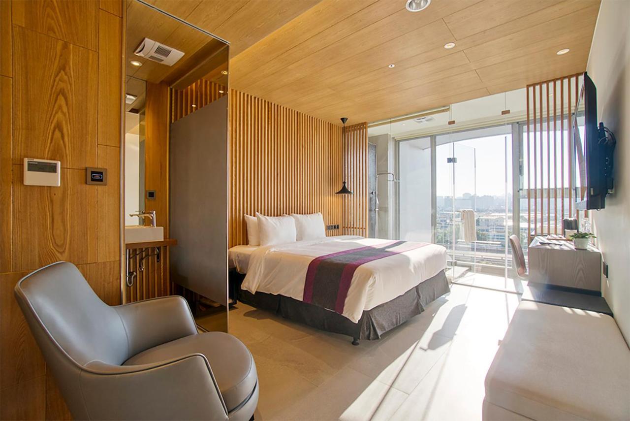 Royal Roi Hotel Taichung Esterno foto