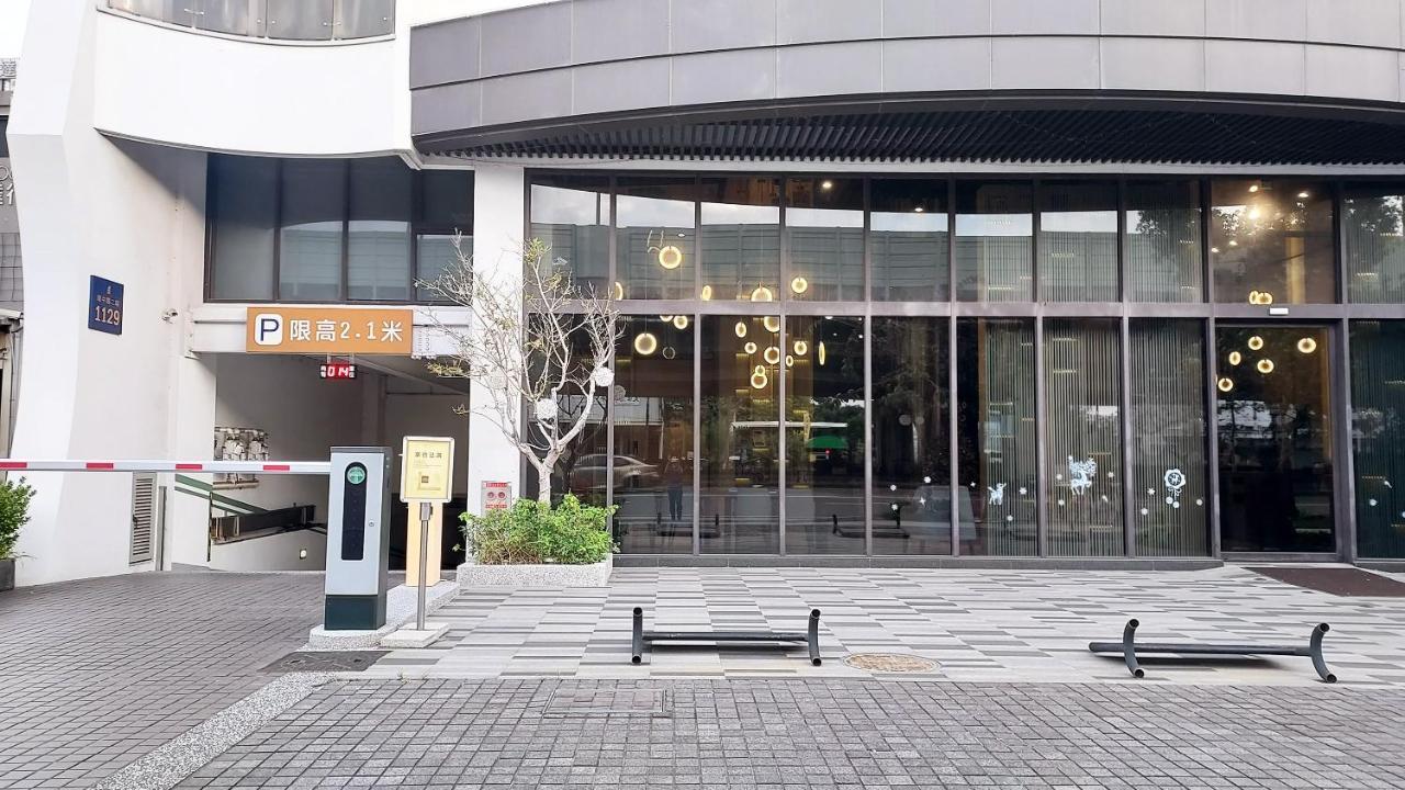Royal Roi Hotel Taichung Esterno foto