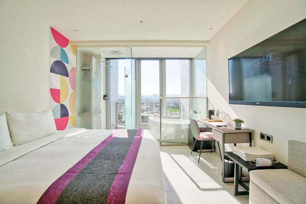 Royal Roi Hotel Taichung Esterno foto