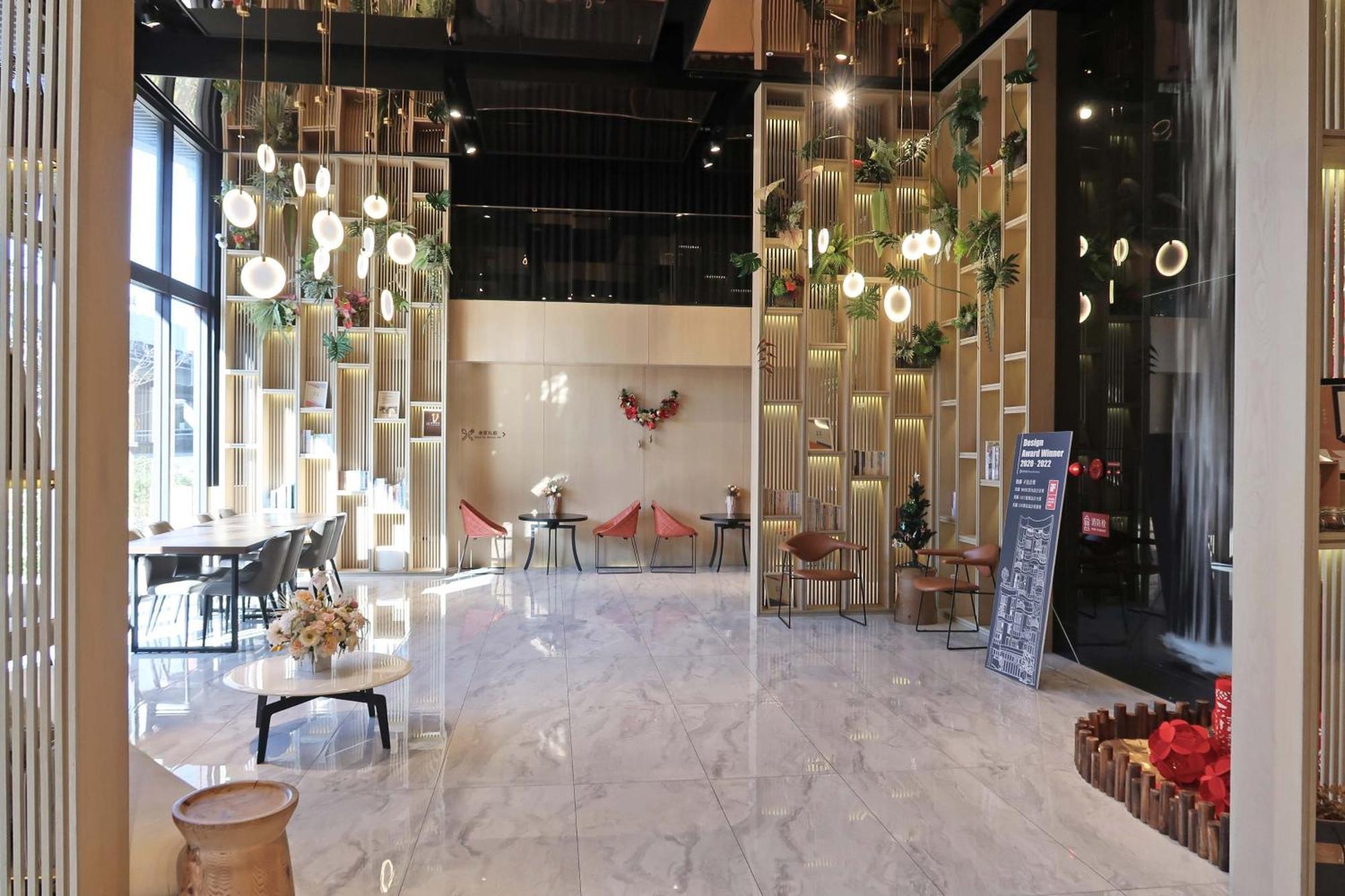 Royal Roi Hotel Taichung Esterno foto