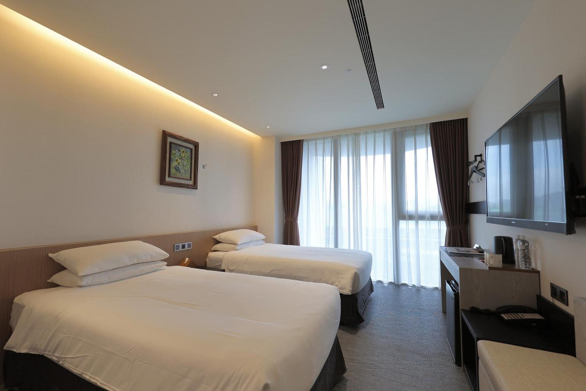Royal Roi Hotel Taichung Esterno foto