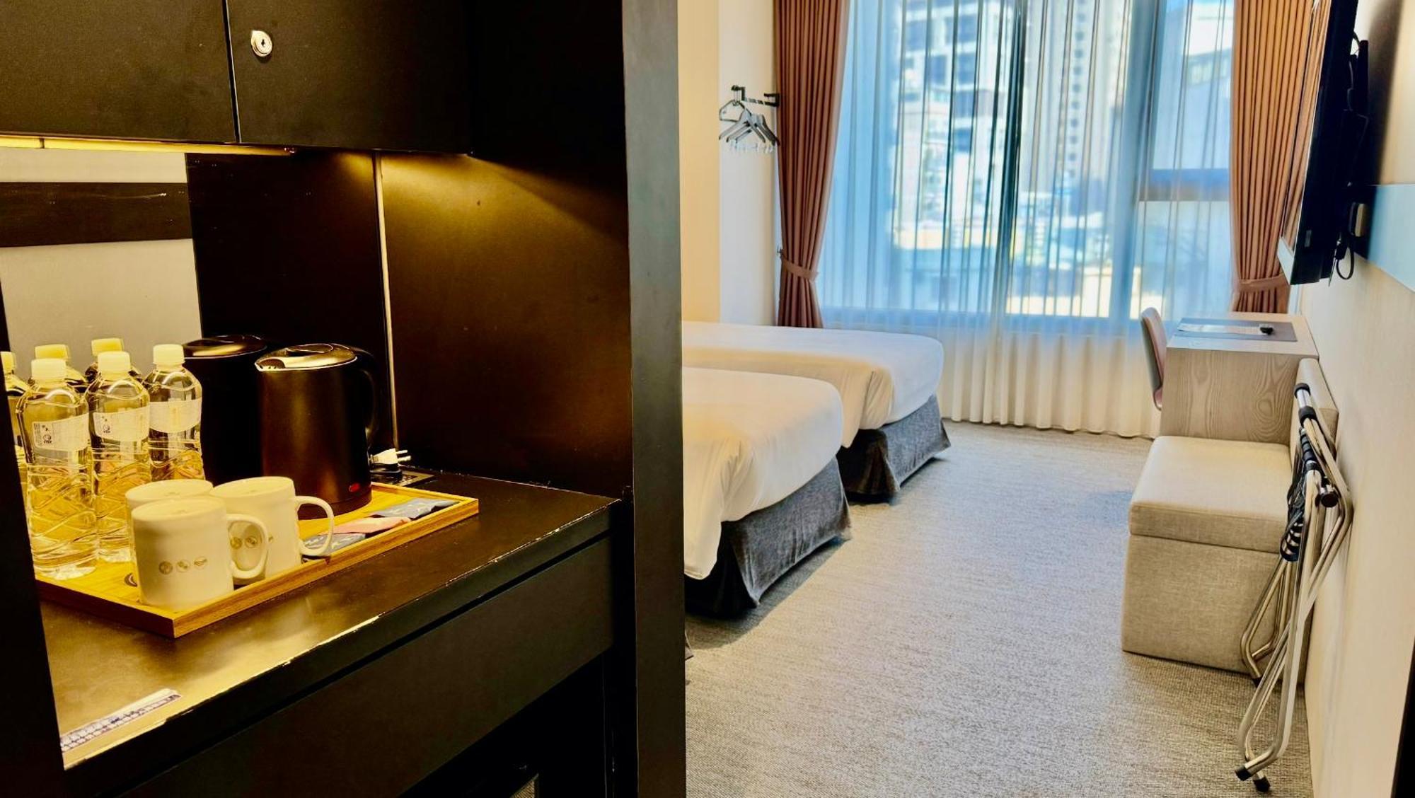 Royal Roi Hotel Taichung Esterno foto